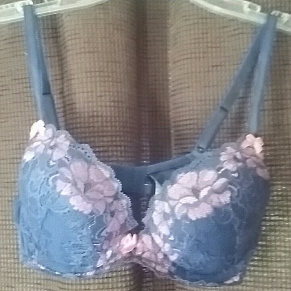 Pretty bra