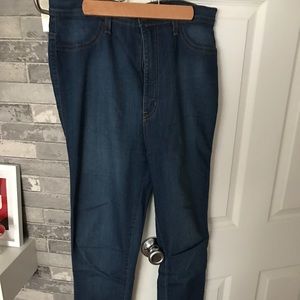Fashionnova high waisted classic skinny jeans