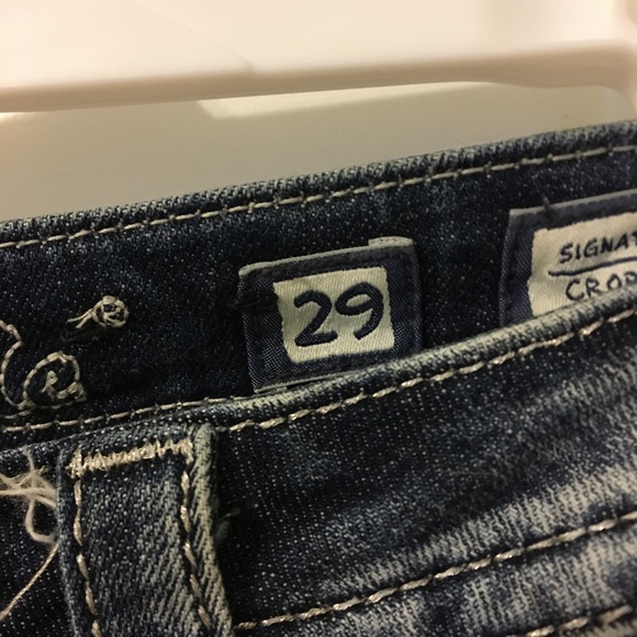 Buckle capris - Picture 1 of 3