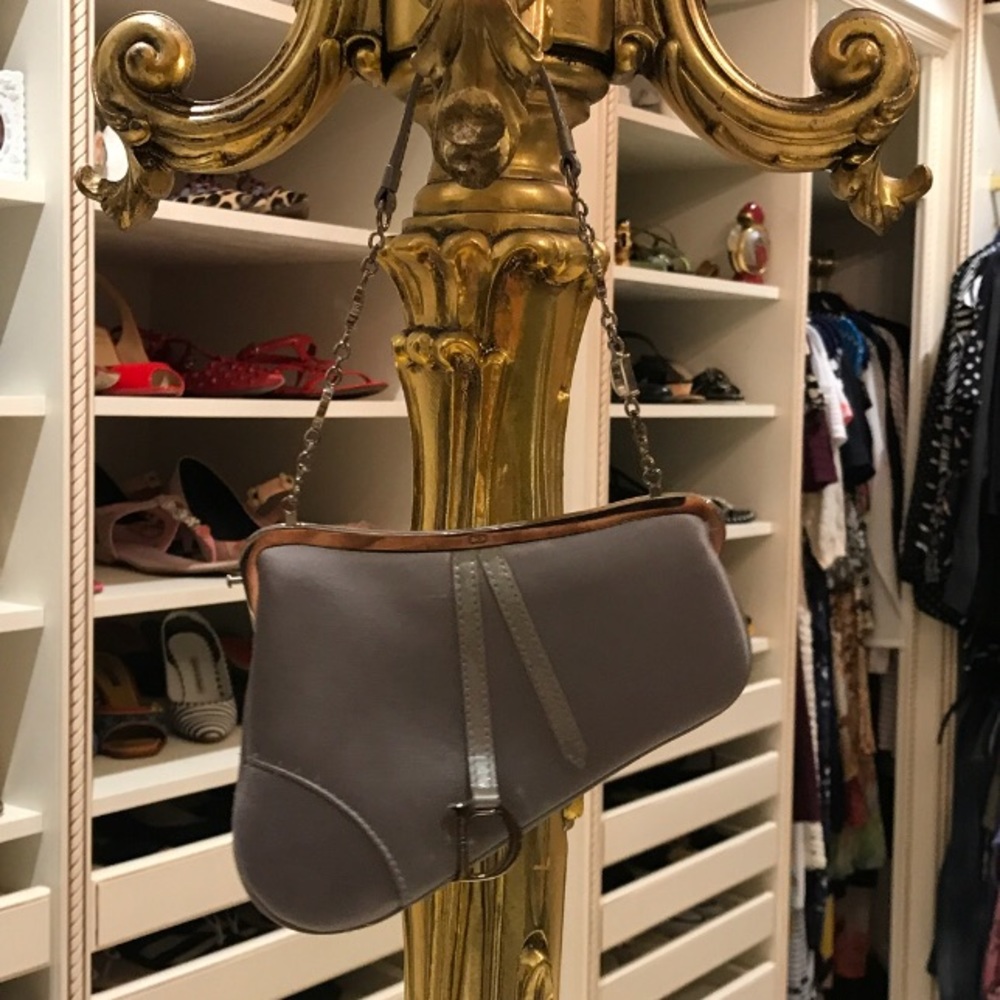 💯 Authentic Dior clutch