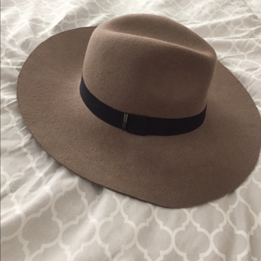 Bcbg Fall Collection - image 1