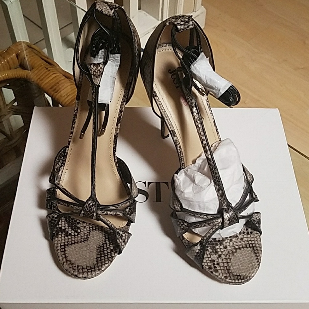 JUSTFAB PUMPS