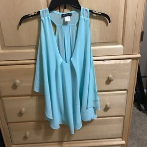 Venus flown fashion tank top