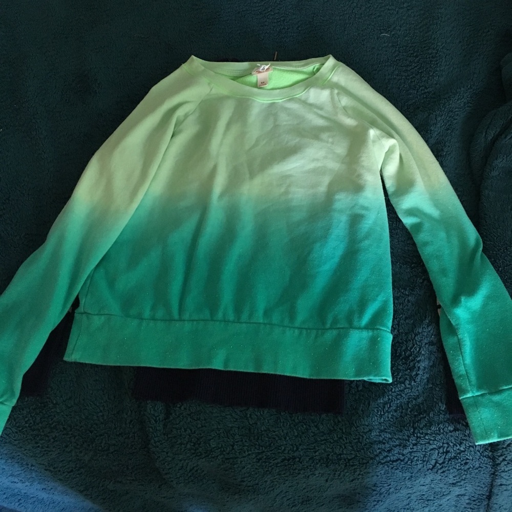 Long sleeve sweater
