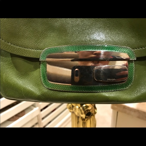 💯 Authentic prada clutch - Picture 2 of 2
