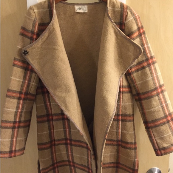 Jolt Plaid Coat - Picture 4 of 7