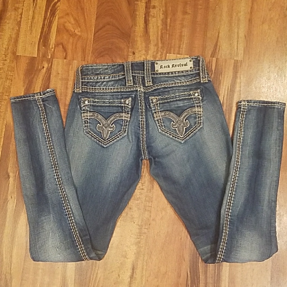 🔥1 day sale!!!ROCK REVIVAL excellent condition!!!