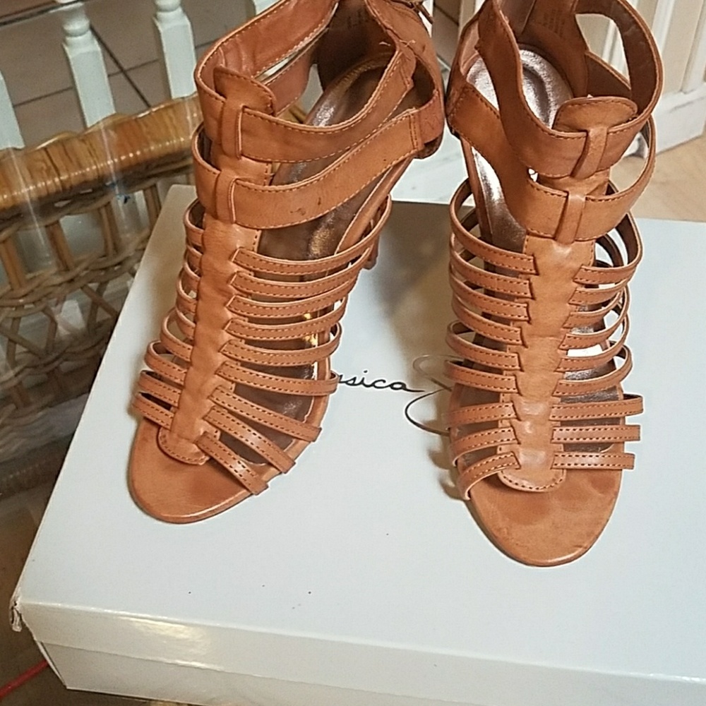 JESSICA SIMPSON HEELS
