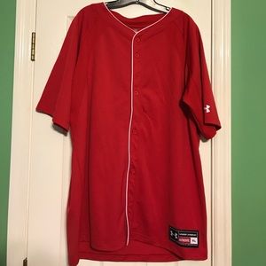 Men's XL Under Armour Jersey Red