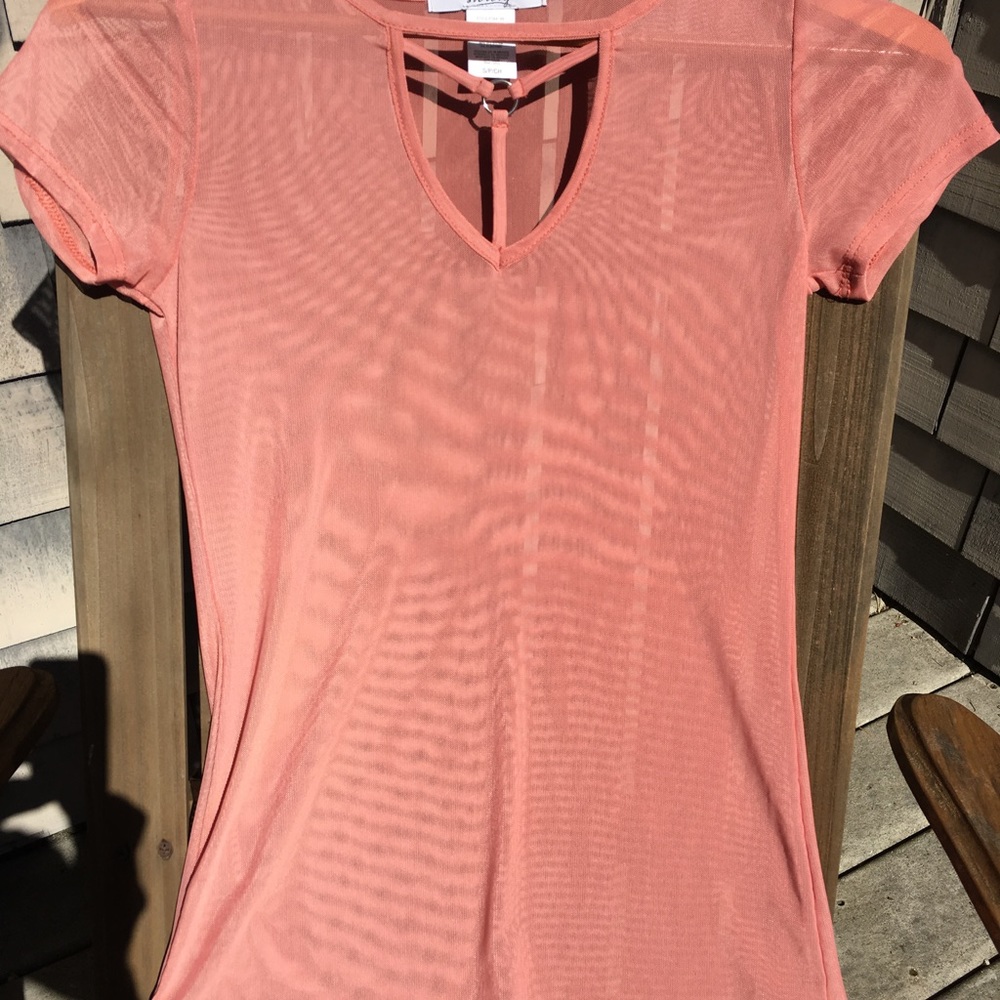 Cute top shirt - Picture 3 of 4