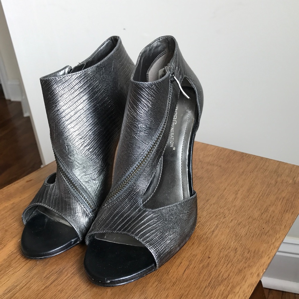 Bcbgeneration Grey Heels - image 2