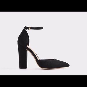 *NEVER WORN* ALDO Nicholes suede block heels