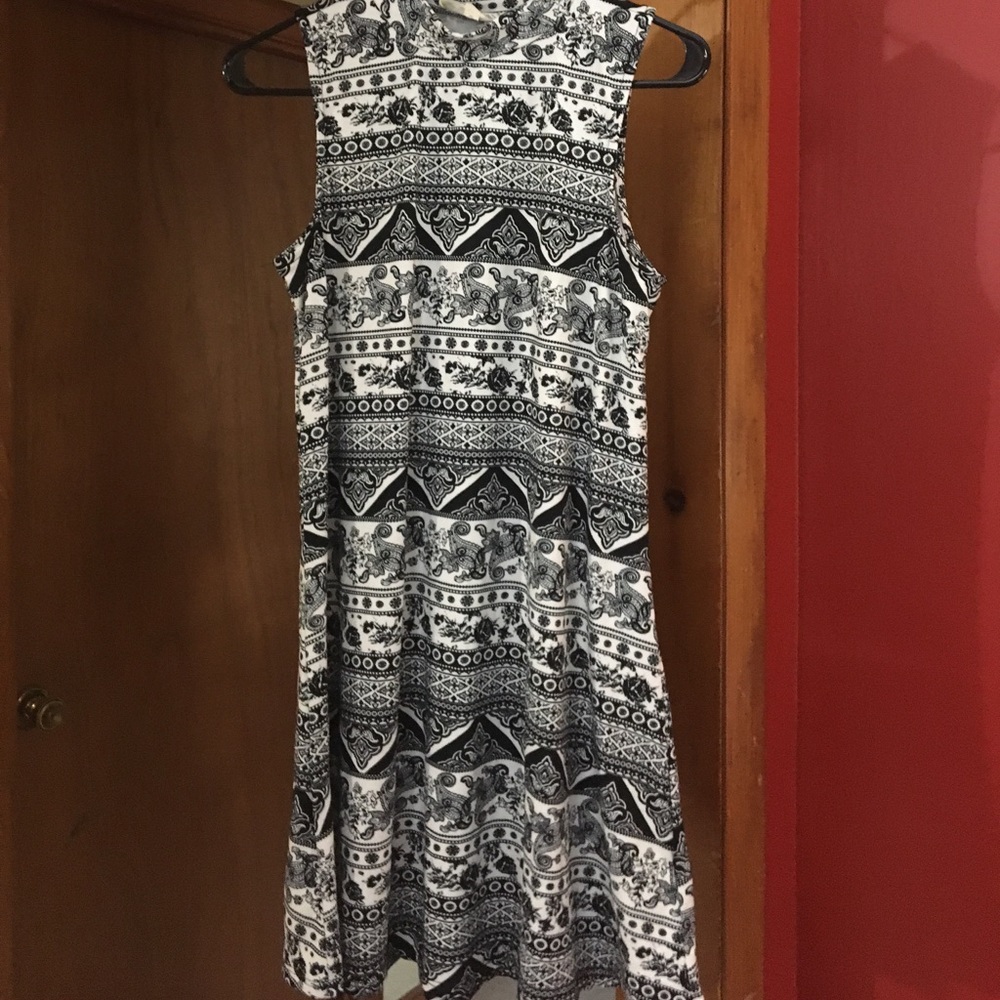 Black and white designed dress