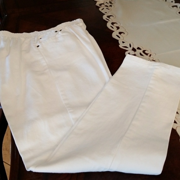 Pants - Picture 3 of 8