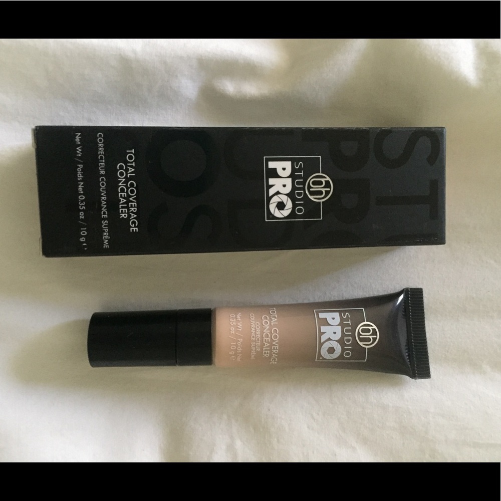 BH Cosmetics Studio Pro Concealer
