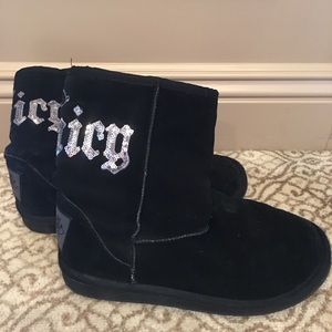 Juicy Couture women's black vintage boots