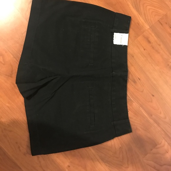 Black Ann Taylor loft shorts - Picture 2 of 2