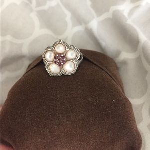 Sterling 925 Silver Mother Pearl Daisy Ring