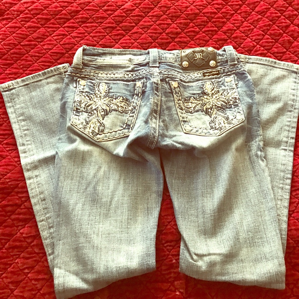 White washed Miss Me Jeans 25