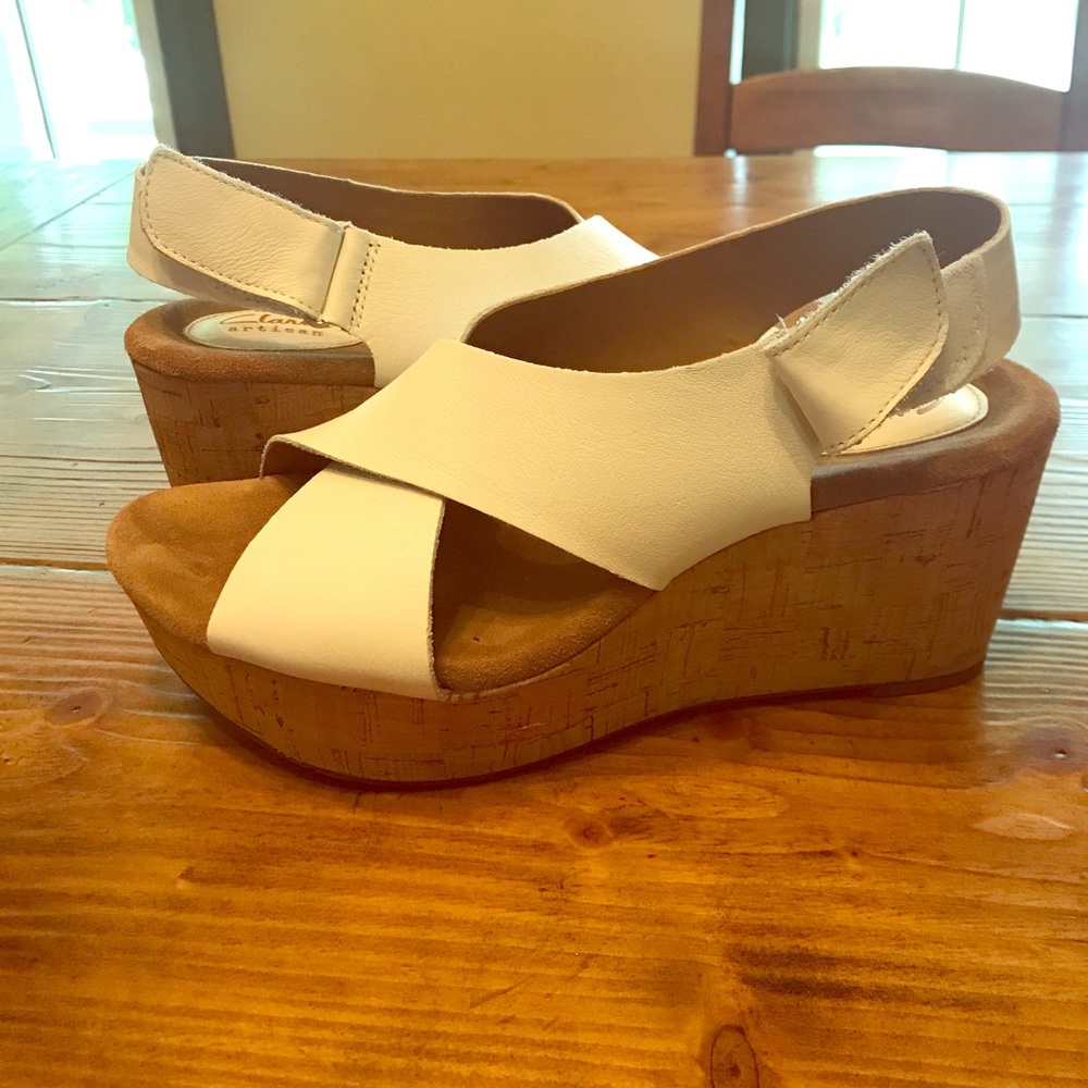 Clarks artisan white wedges