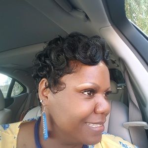 Meet your Posher, Rhonda