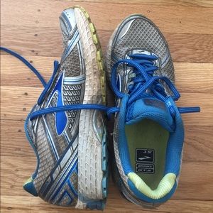Brooks Adrenaline GTS 15, size 8.5