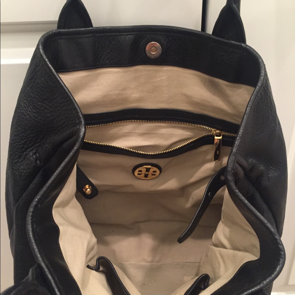 Tory Burch Perforated Logo Tote - Picture 3 of 5