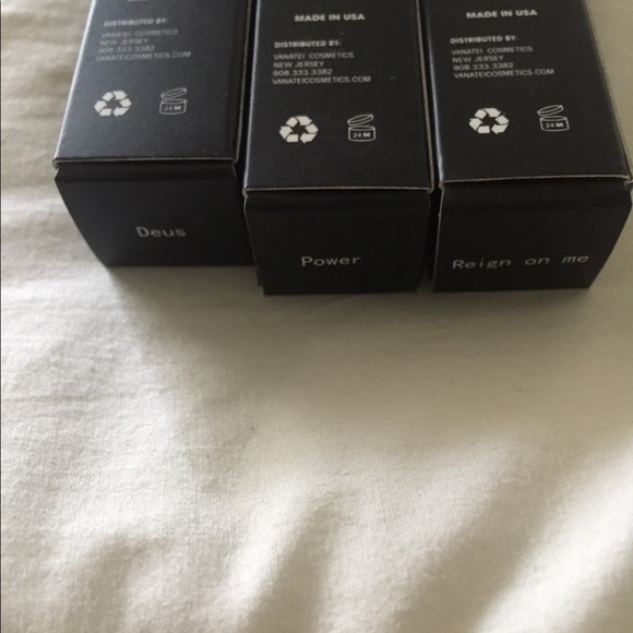 Vanatei matte liquid lipstick - Picture 2 of 6