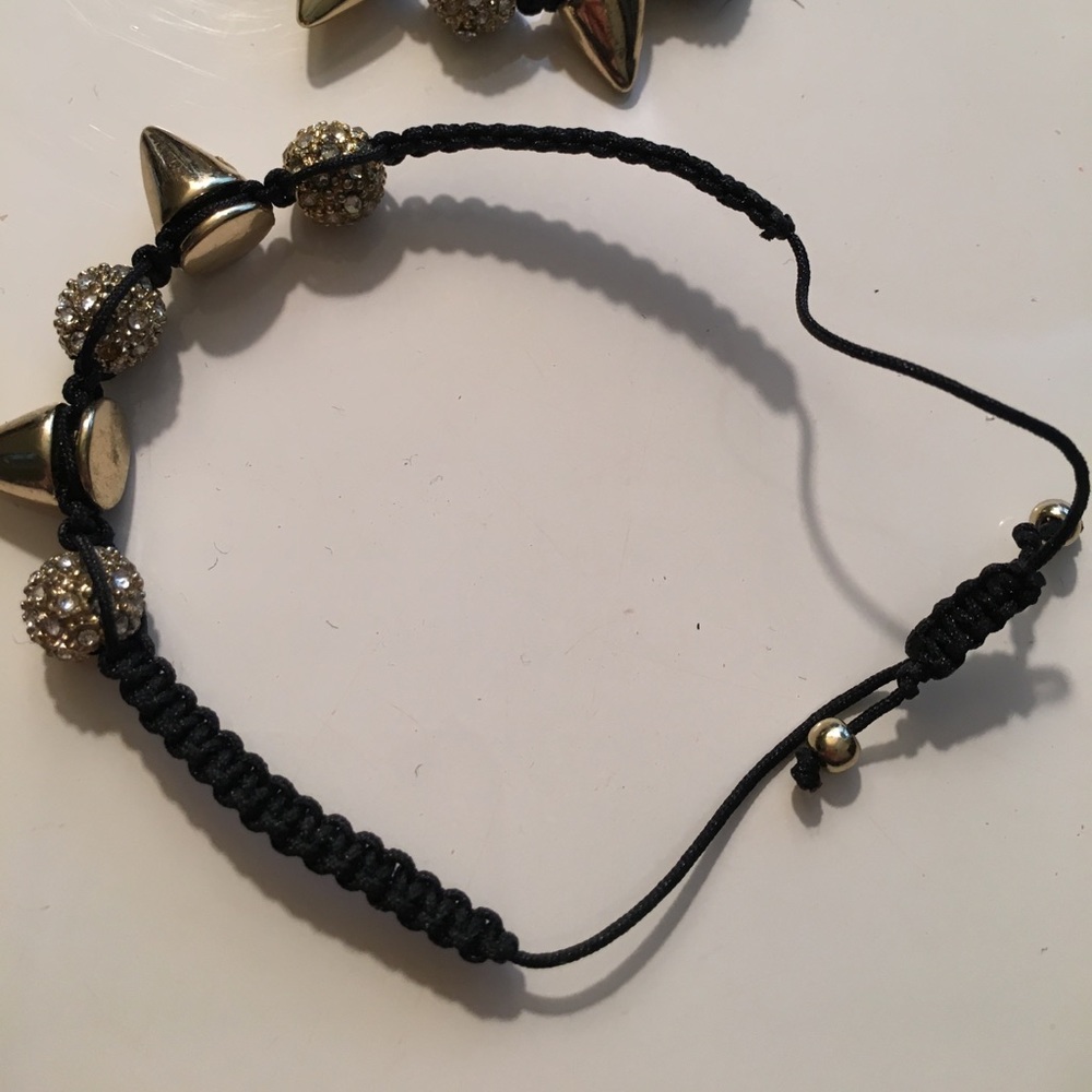 Set of two gold spiked bracelet!