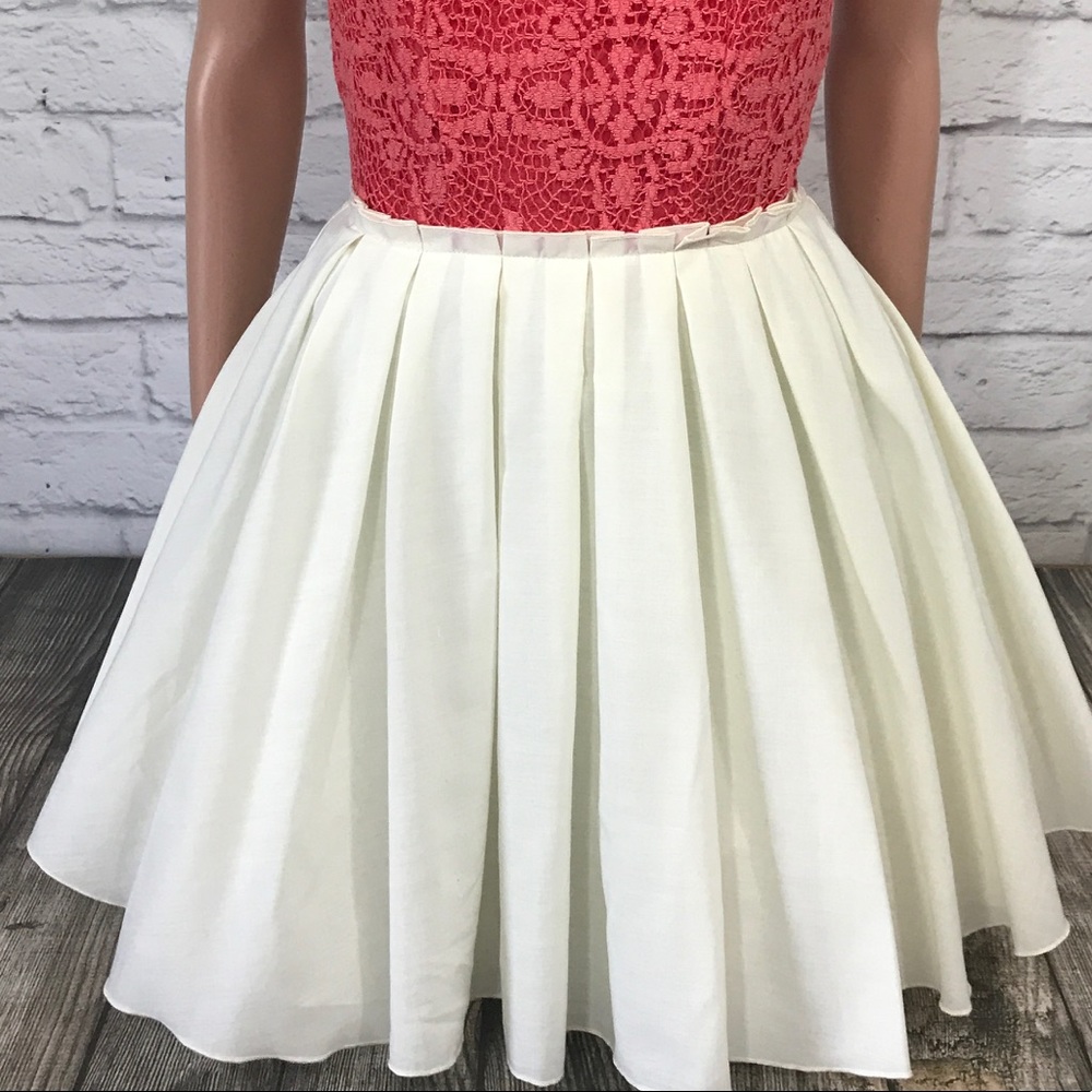 Jun & Ivy Lace Combo Dress - Picture 8 of 8