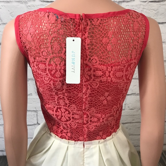 Jun & Ivy Lace Combo Dress - Picture 5 of 8