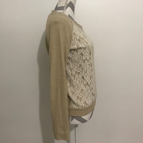 Lace overlay Sweater - Picture 2 of 5