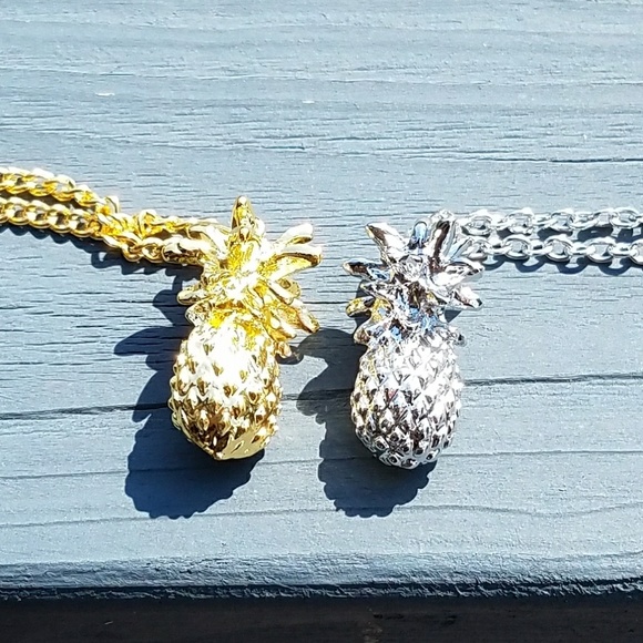 Pineapple necklace, pineapple jewelry - Picture 4 of 4