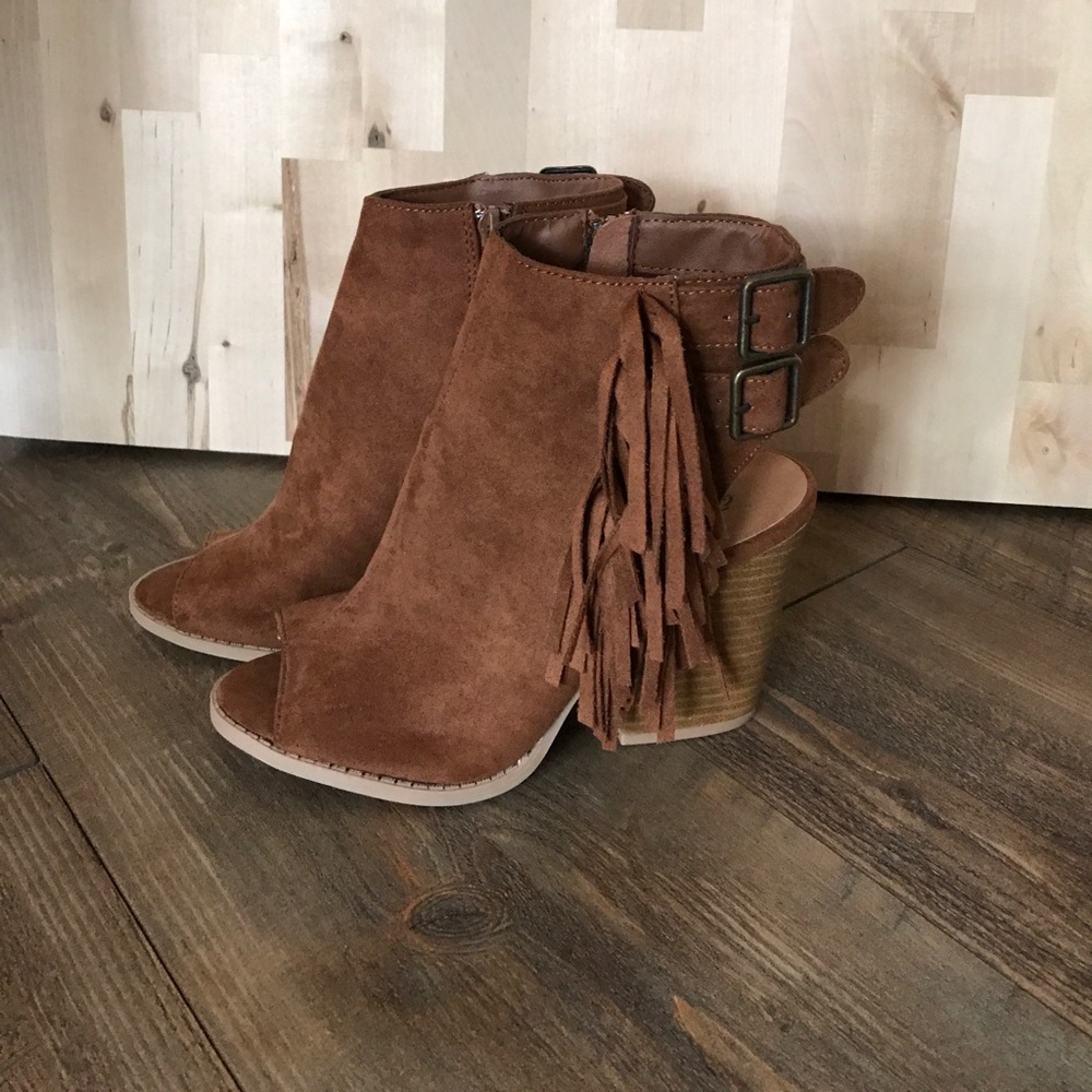 Quipd Open toe booties 6 1/2