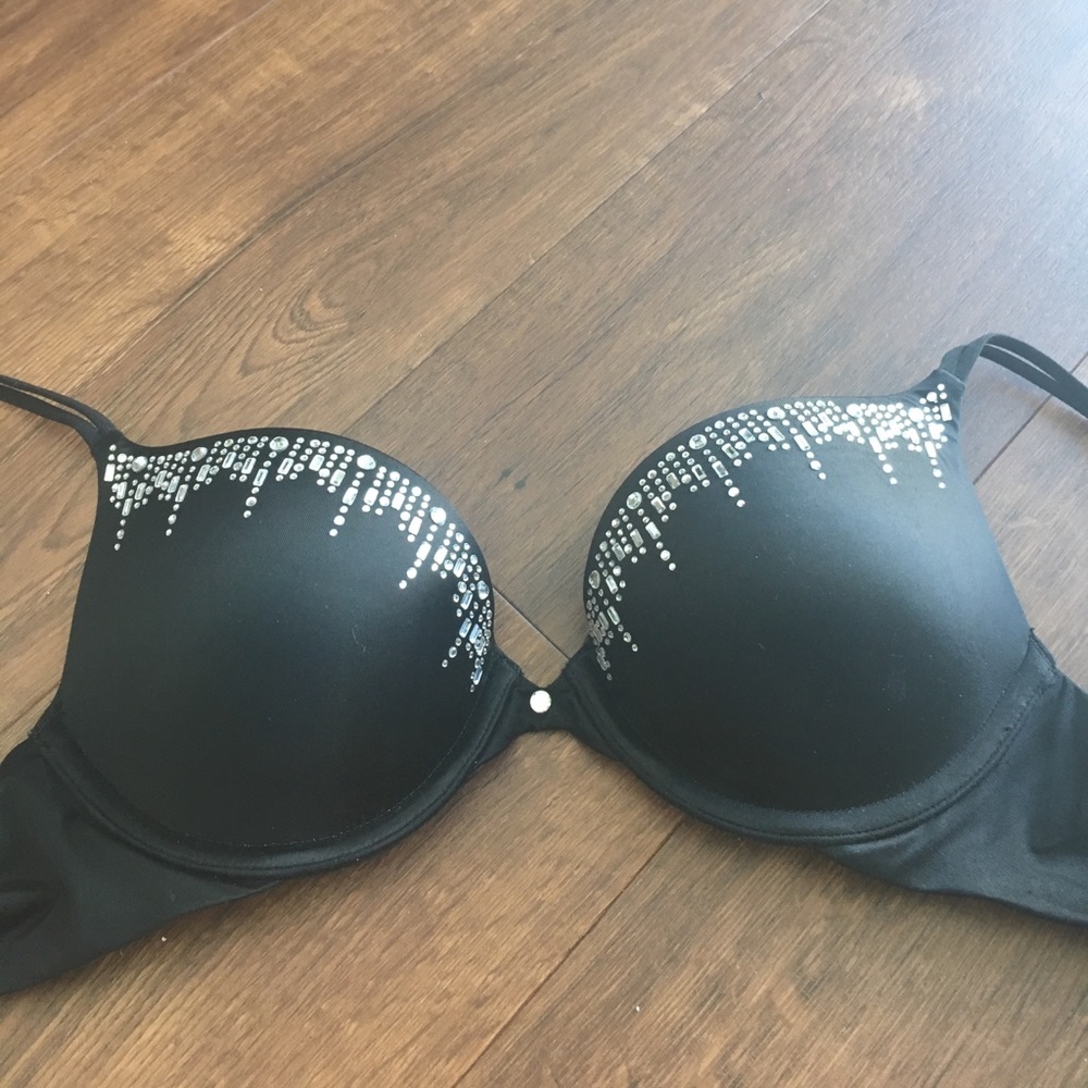 Very Sexy Push Up 34A VS
