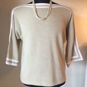 ⭐️ST. JOHN STUNNING SWEATER 💯AUTHENTIC ⭐️ST. JOHN STUNNING SWEATER 💯AUTHENTIC