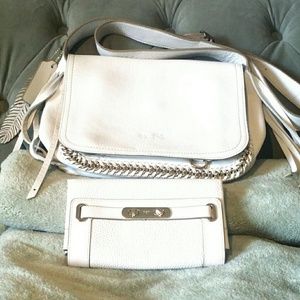 Coach off-white saddlebag with matching wallet