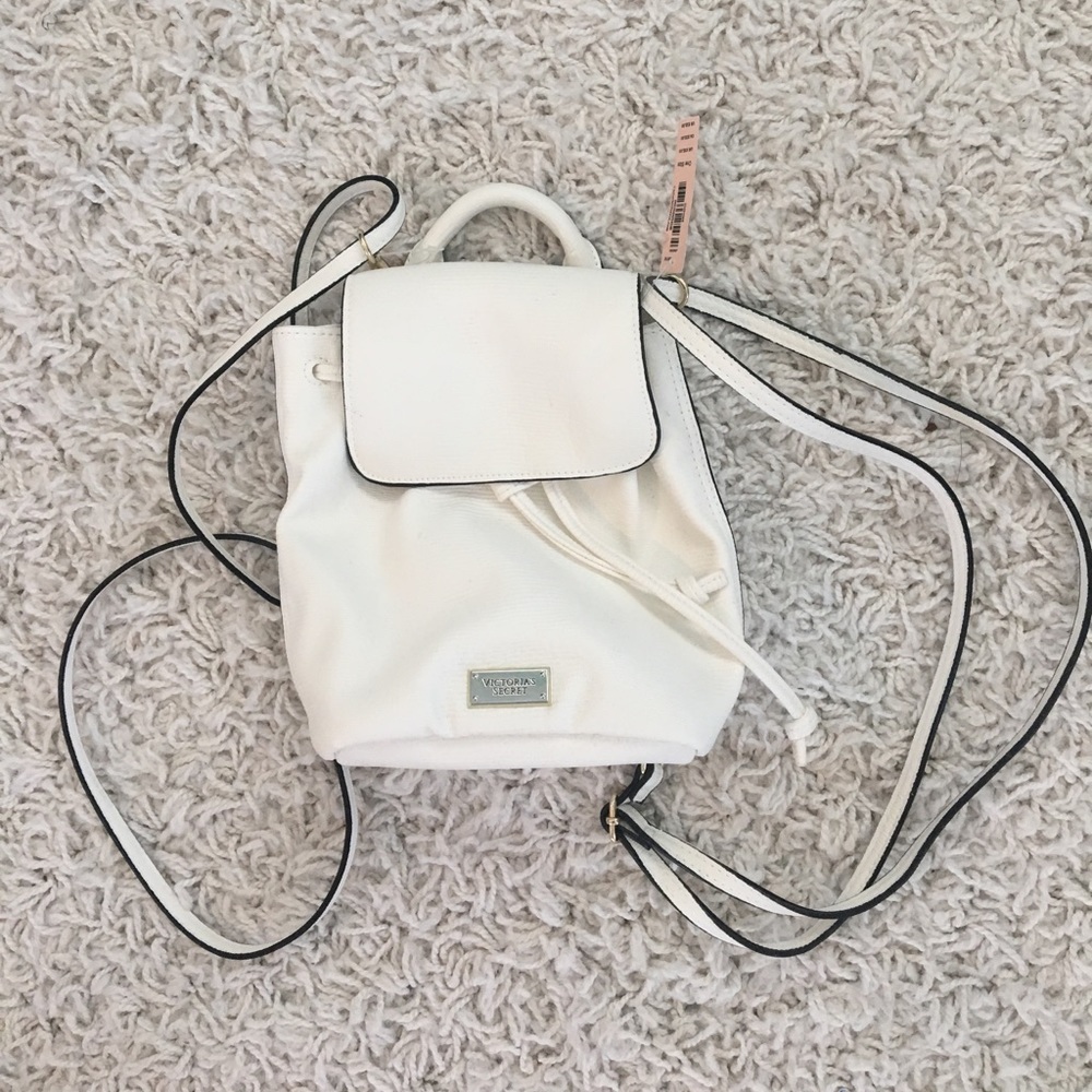 NWT VS MINI BACKPACK