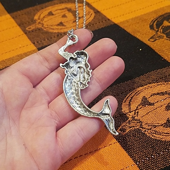 New mermaid necklace - Picture 4 of 5