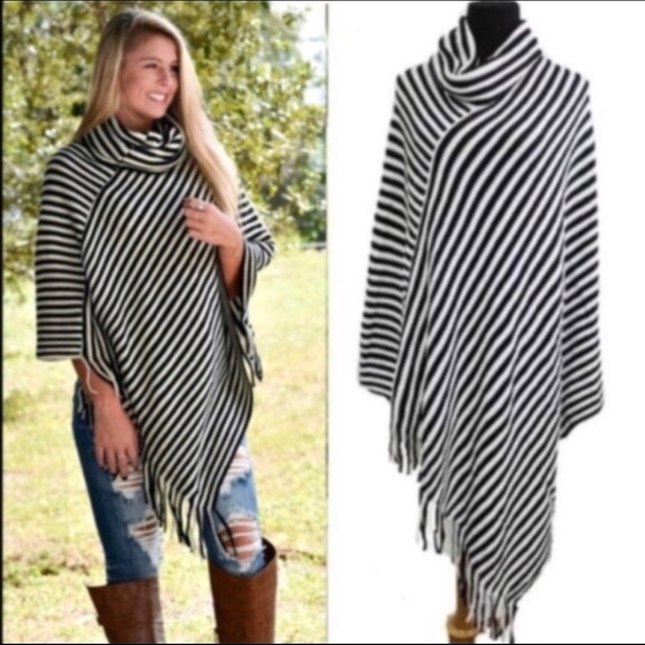NEW Striped Black and White Women's Sweater Poncho - Picture 2 of 3