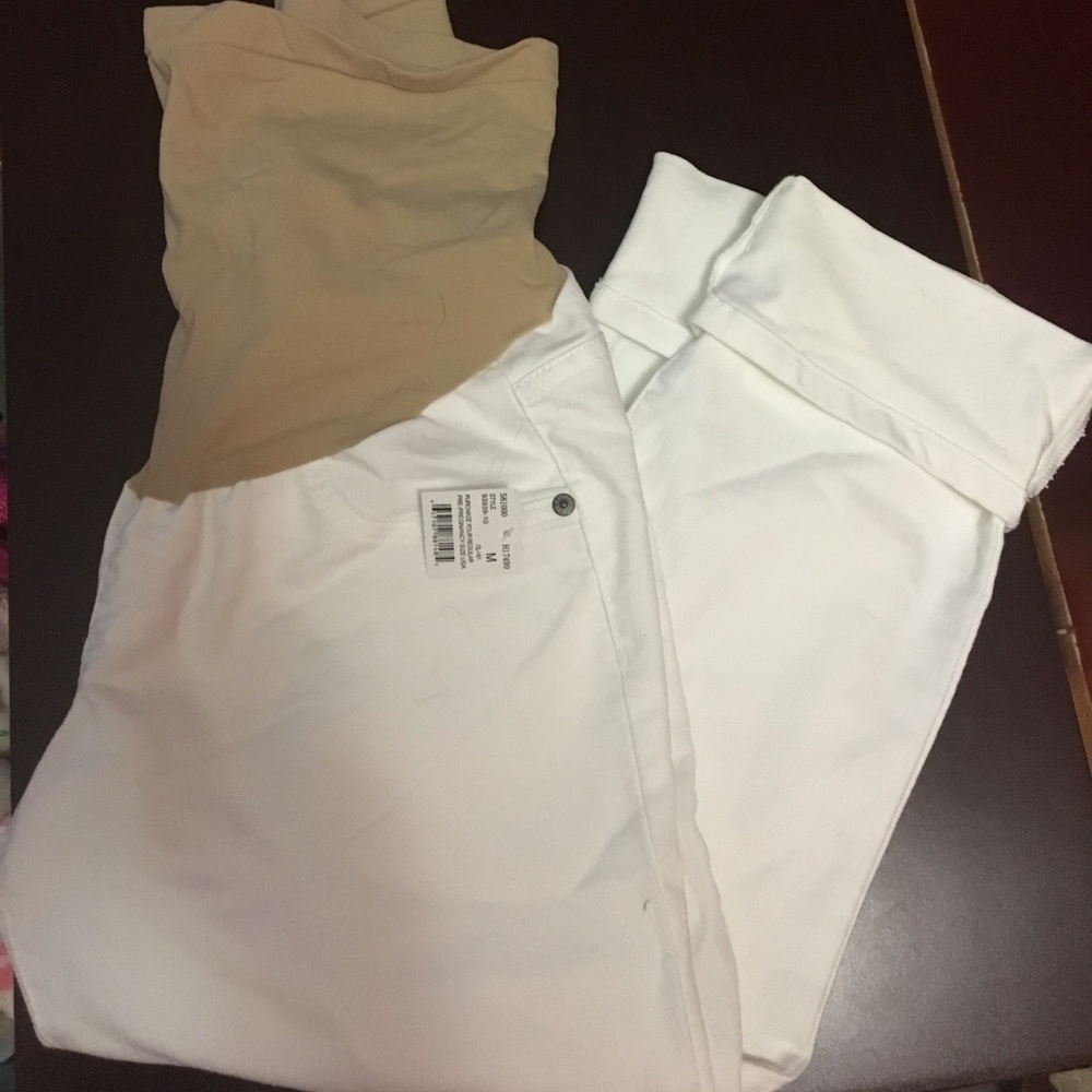 White maternity Jean capris