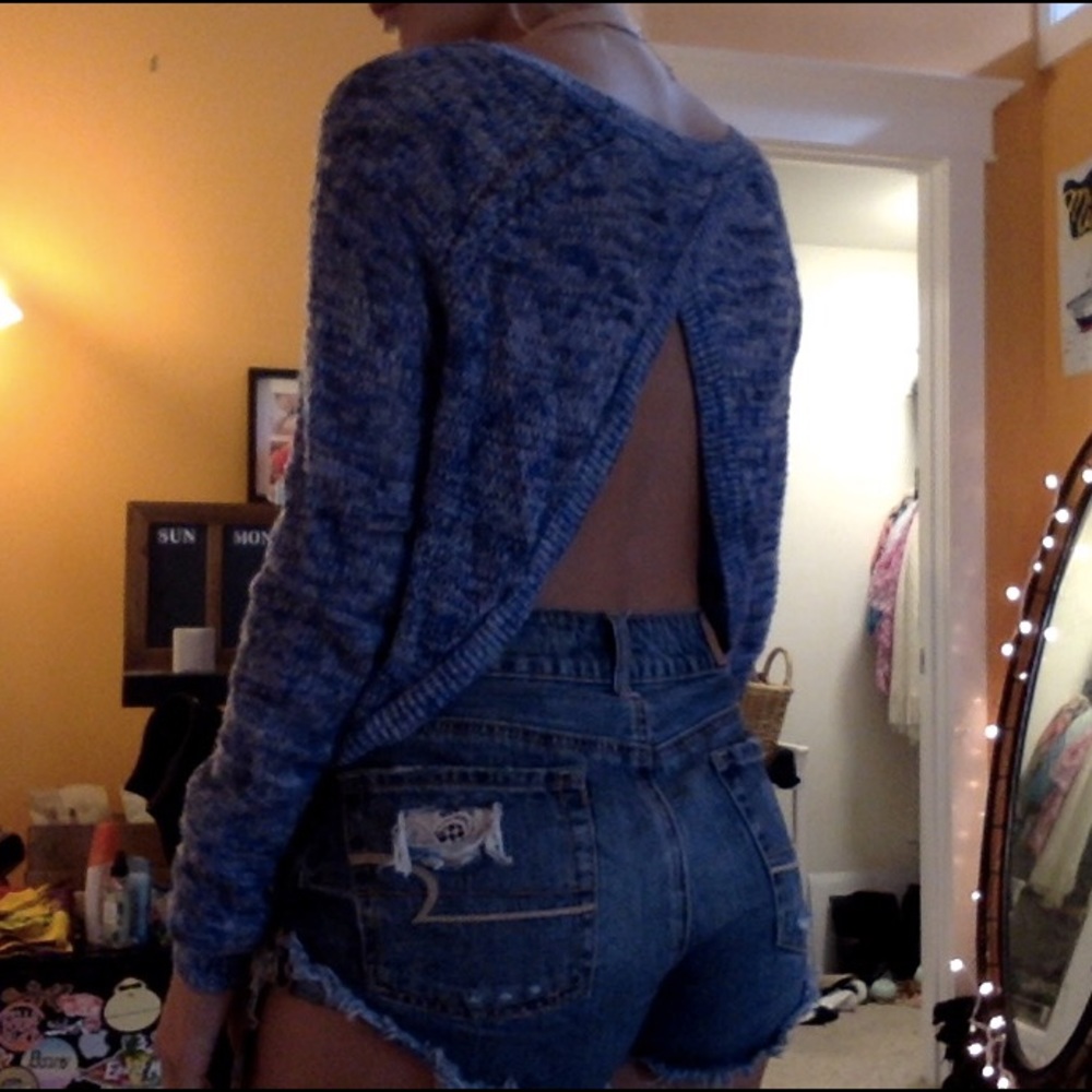 NWT Open Back Sweater