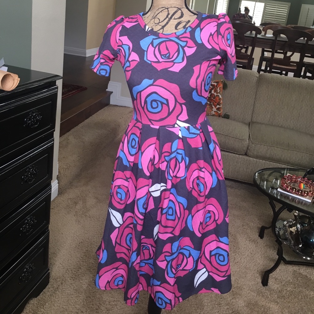 Lularoe Amelia dress