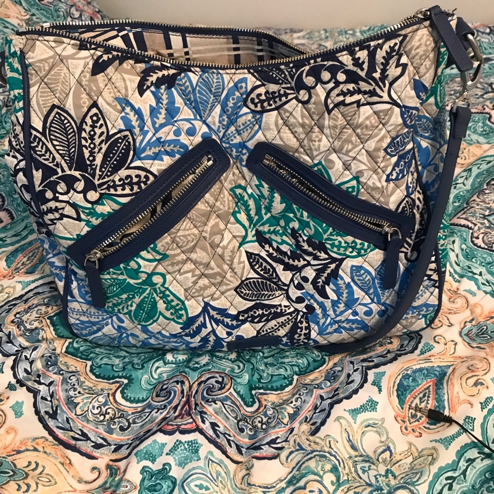 Vera Bradley Vivian Hobo