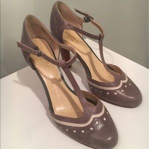 Crown size 8 heels