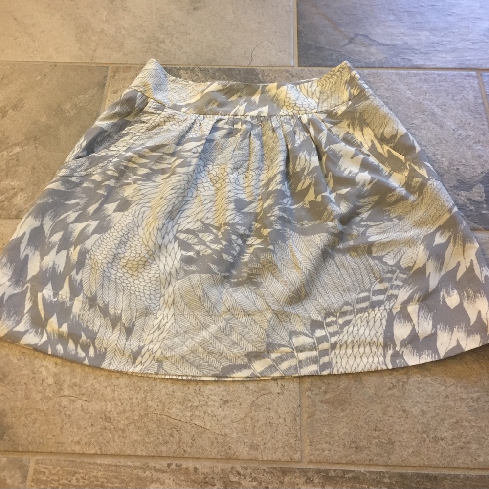 Banana Republic Silk Skirt with Pockets Size 2