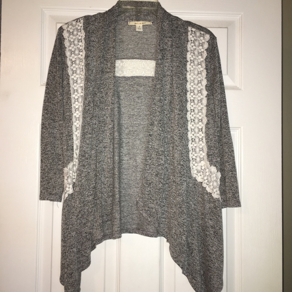 Grey cardigan