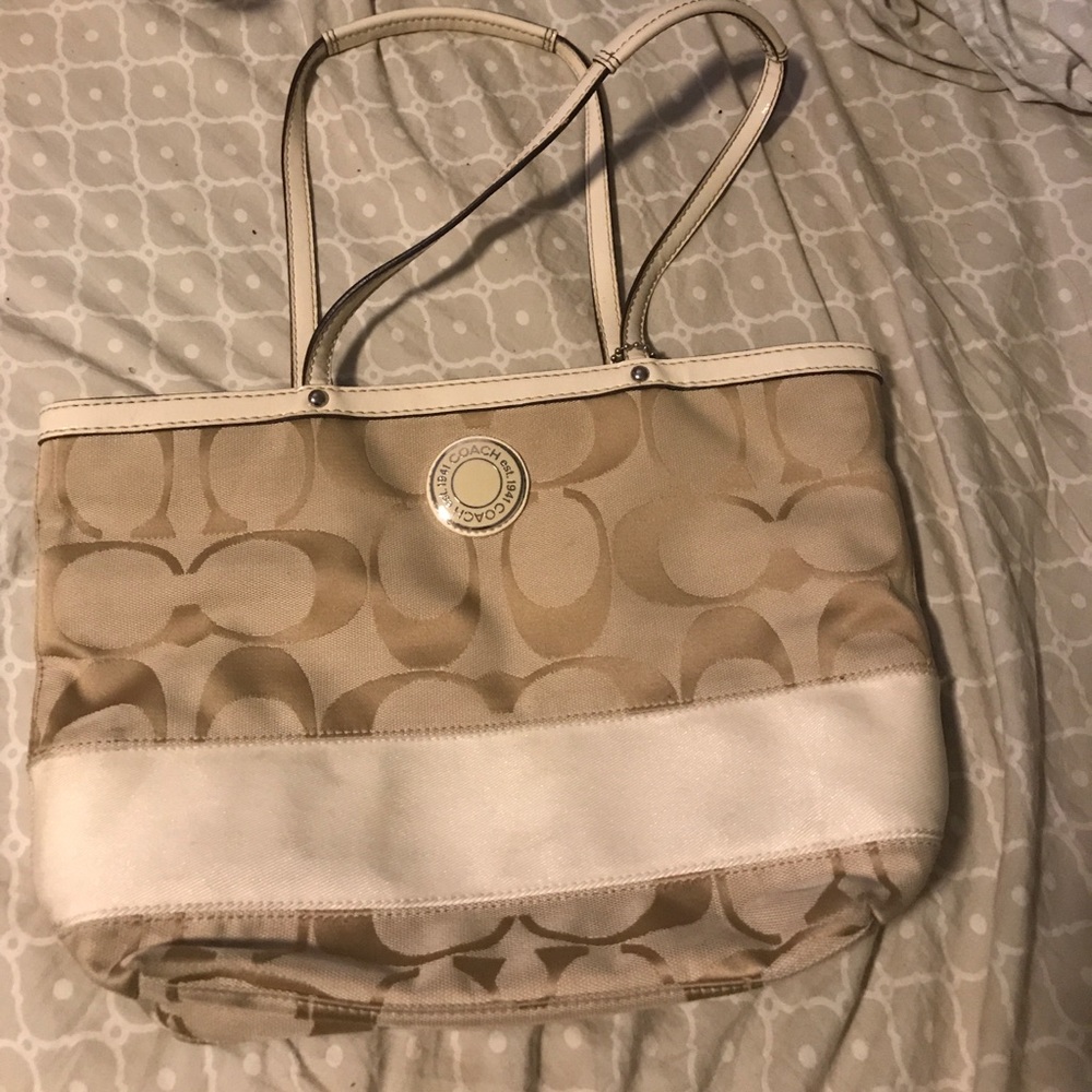 Coach signature tote