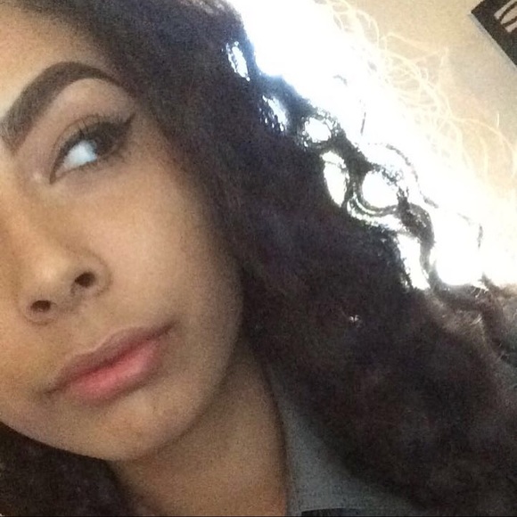 Meet your Posher, Stacy - Picture 1 of 1