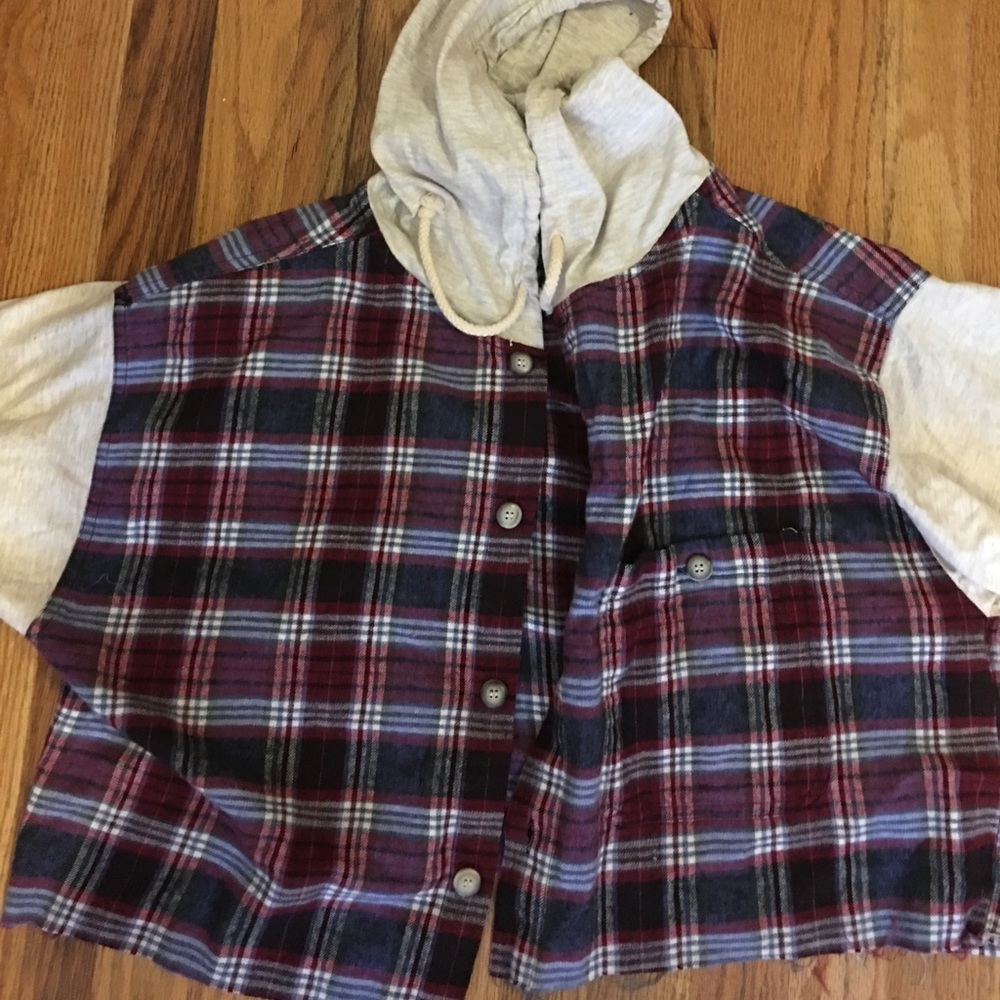 Cropped flannel - Picture 2 of 2